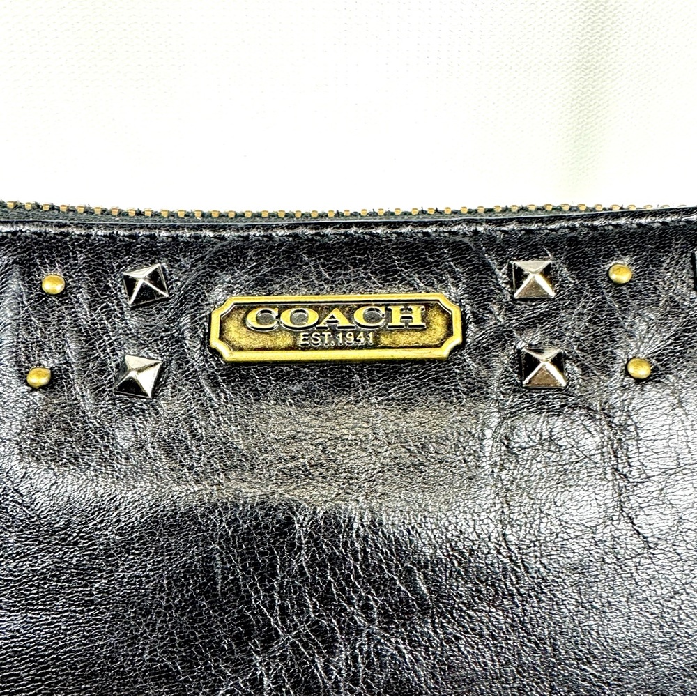 COACH black lthr crossbody shoulder bag w long strap, studs, brass hardware EUC - Picture 6 of 16